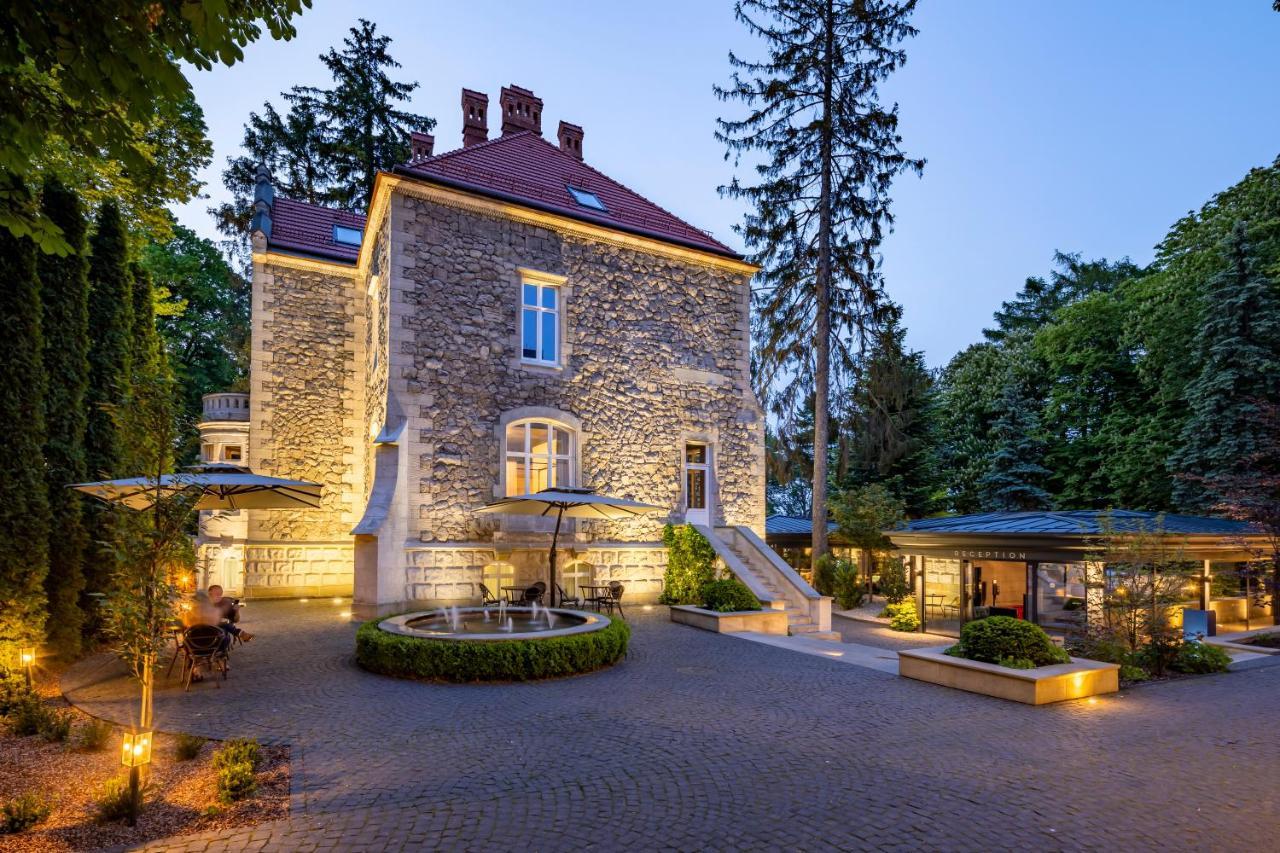 Lion'S Castle Hotel Lvov Exteriér fotografie